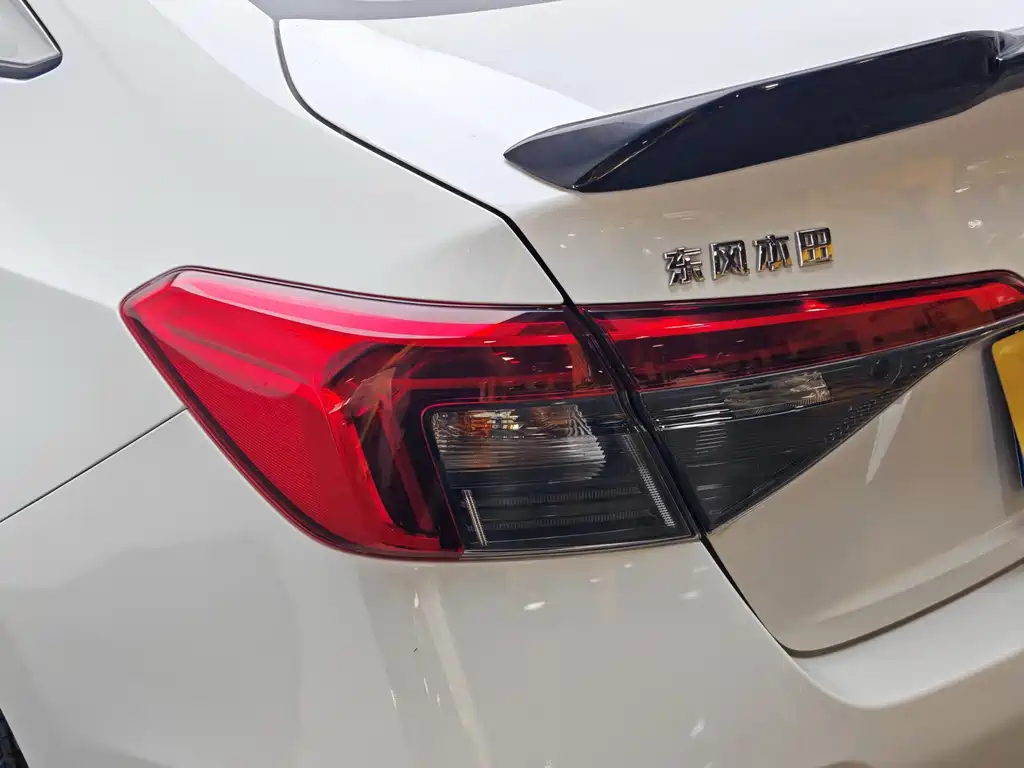 Honda Civic — миниатюра 7
