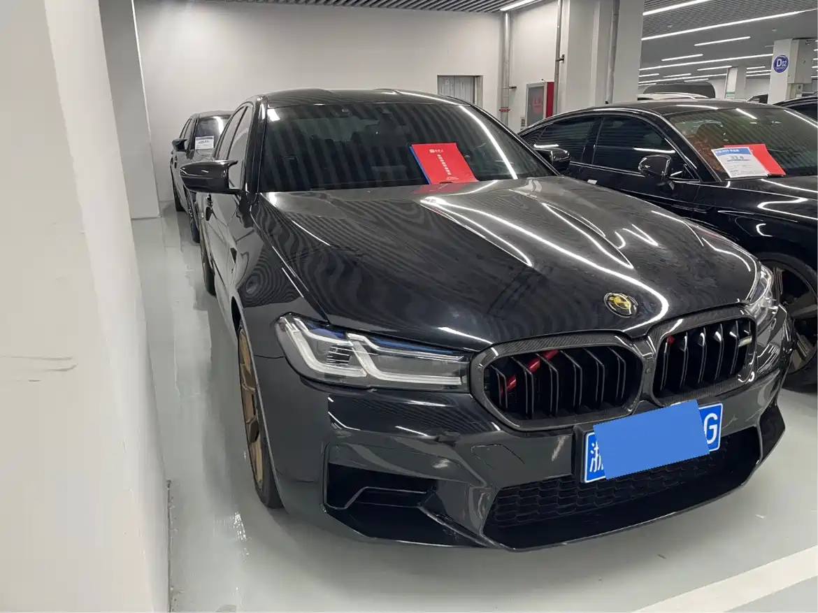 BMW M5