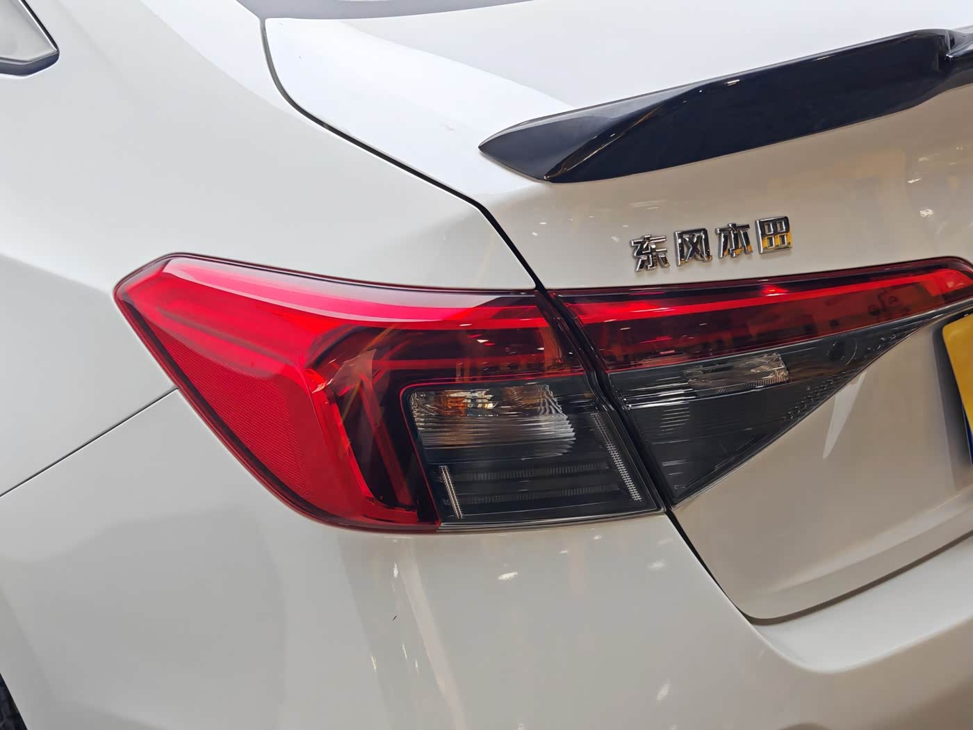 Honda Civic 1.5 л 2022 г. Белый, пробег 15000 км