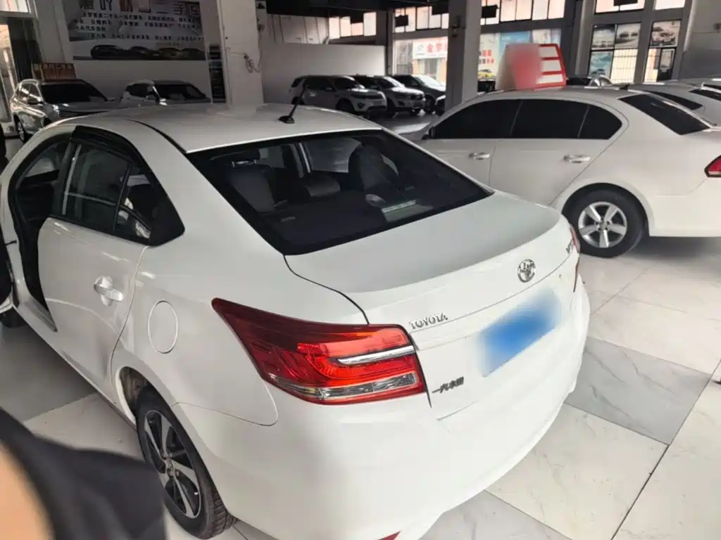 Toyota Vios — миниатюра 5