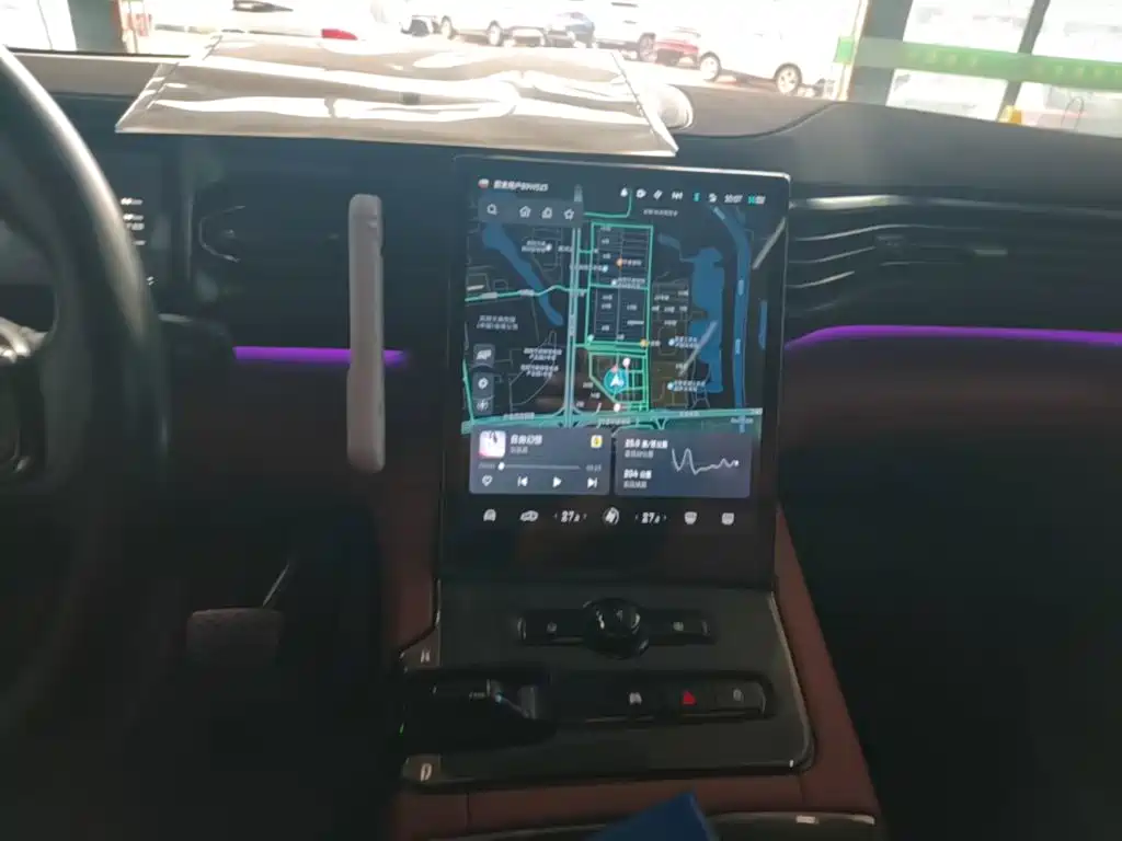 NIO EC6 — миниатюра 13