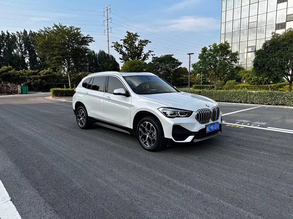 BMW X1 — миниатюра 2