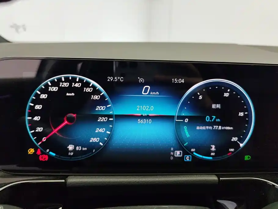 Mercedes-Benz GLA — миниатюра 14