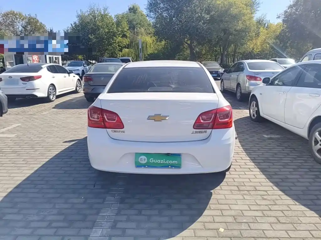 Chevrolet Cruze — миниатюра 6
