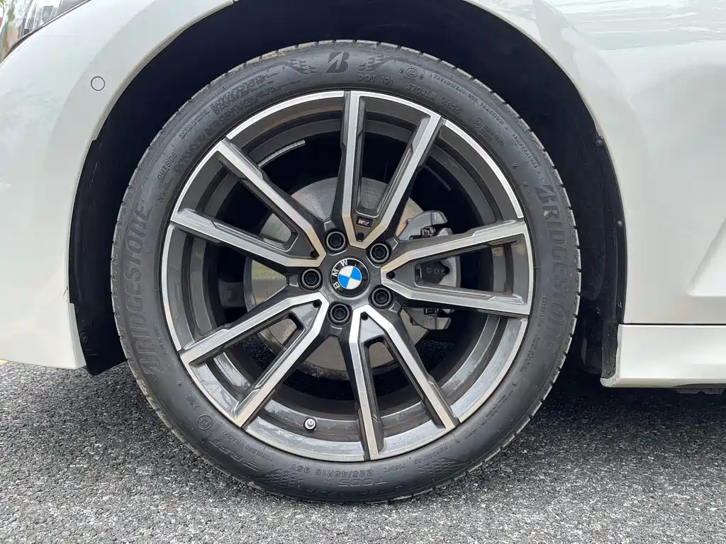 BMW 3 Series 3 2025 325Li M Sport