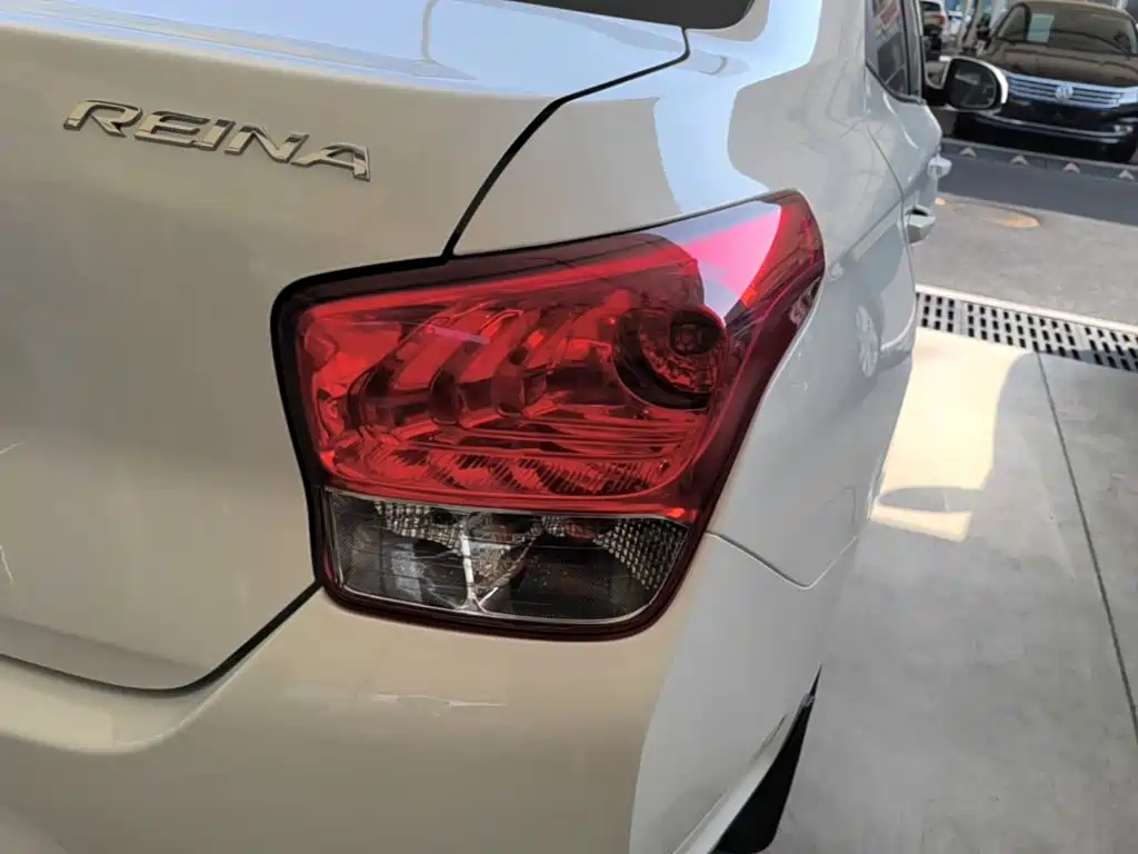 Hyundai Verna — миниатюра 8