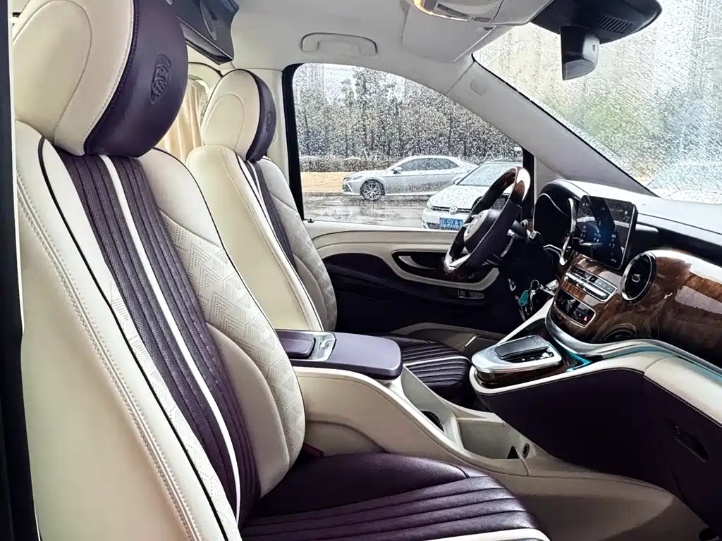 MERCEDES-BENZ V CLASS