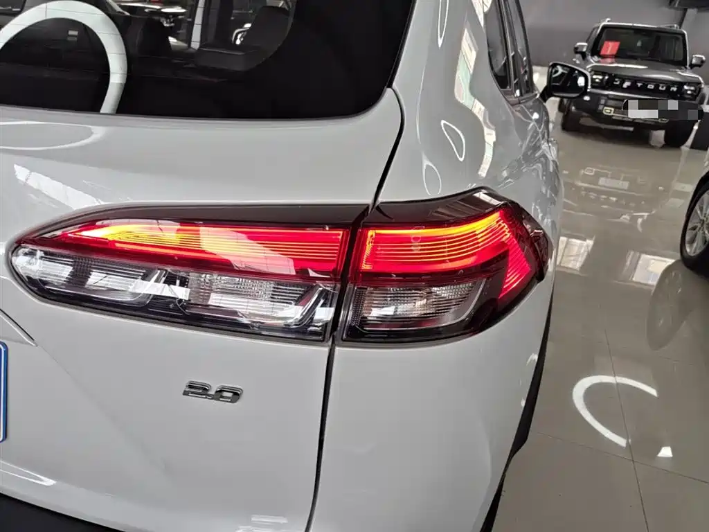 Toyota Frontlander 2022 2.0L CVT Luxury PLUS