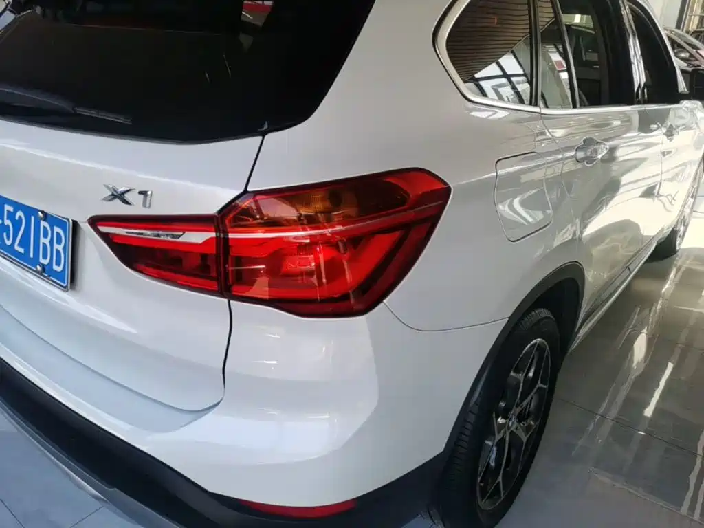 BMW X1 — миниатюра 8