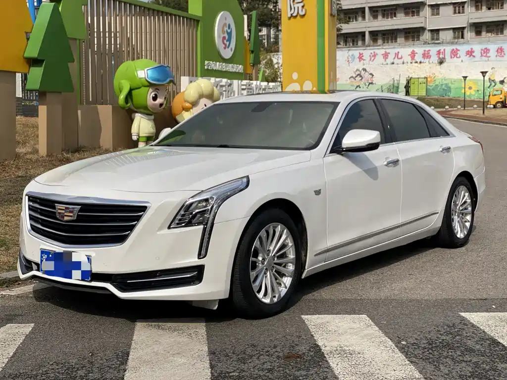 CADILLAC CT6