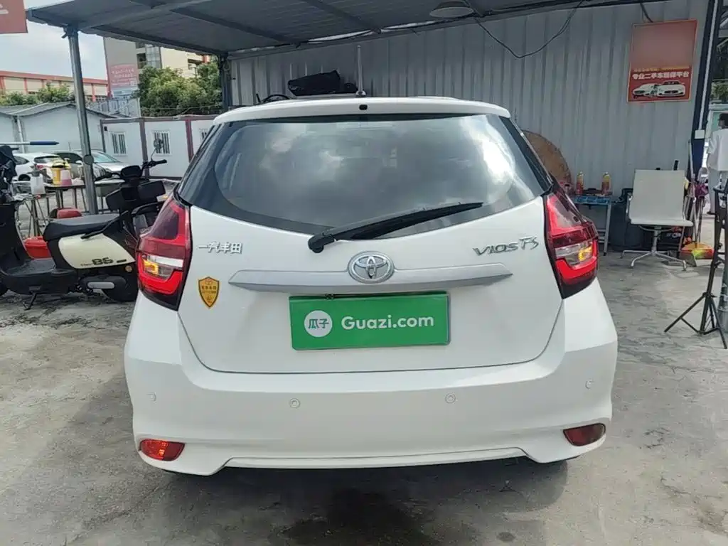 Toyota Vios FS — миниатюра 6