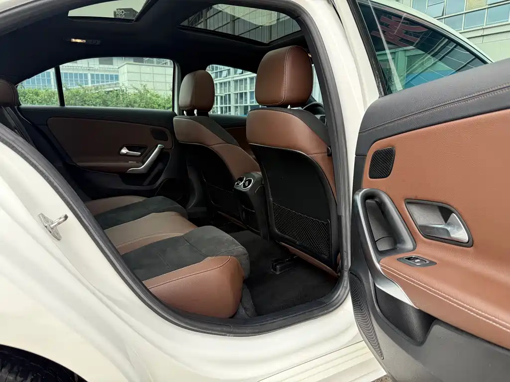 Mercedes-Benz A-Class — миниатюра 14