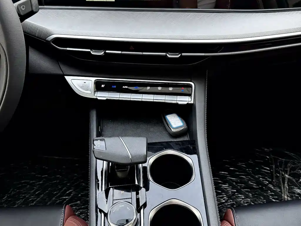 Changan Eado — миниатюра 12