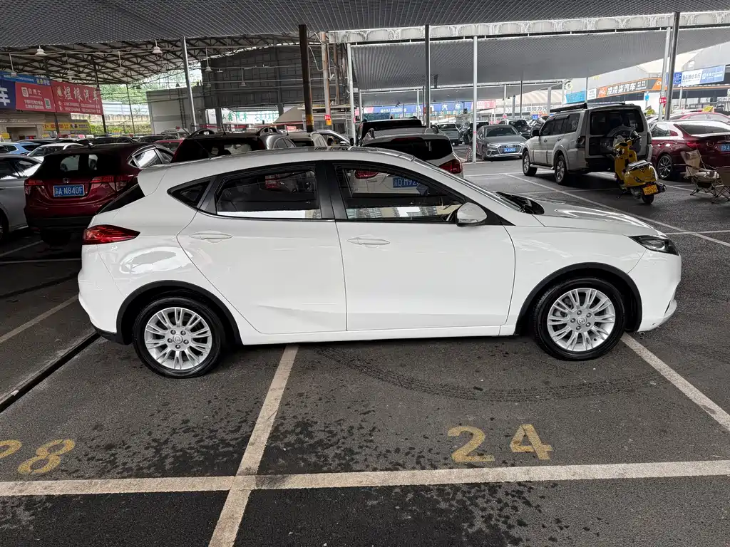 Changan Eado XT — миниатюра 4
