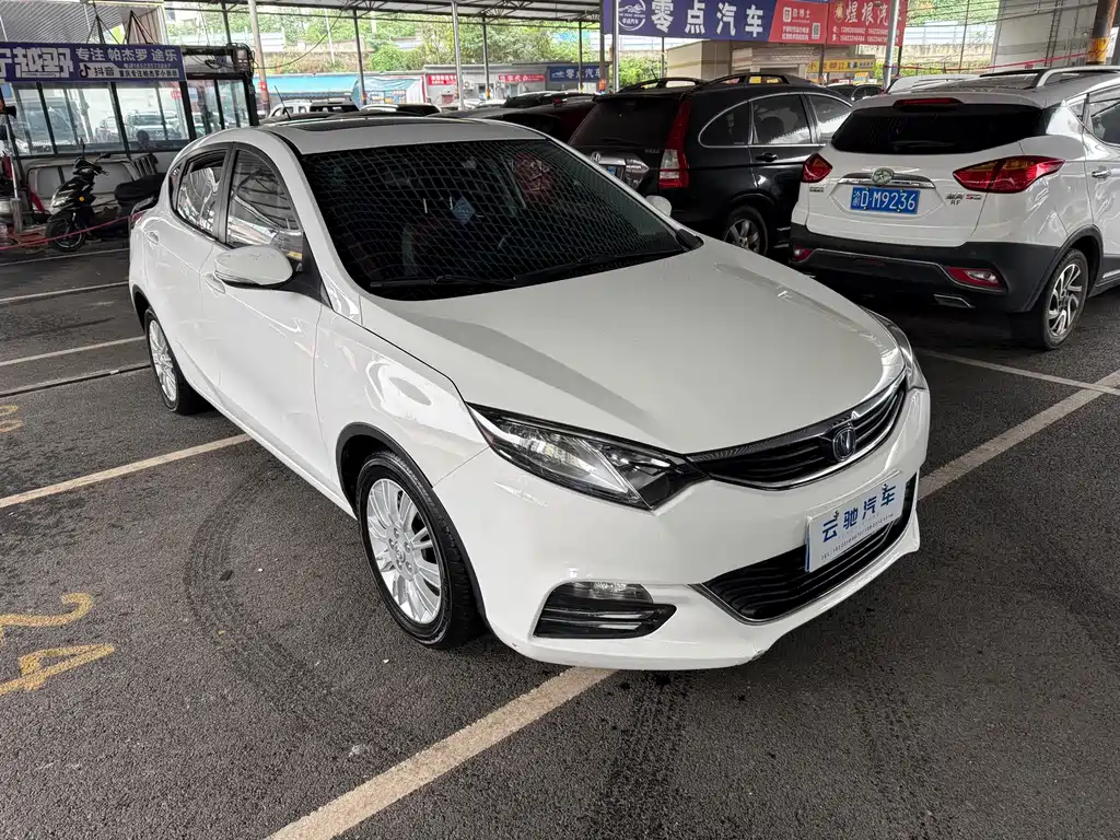 Changan Eado XT — миниатюра 3