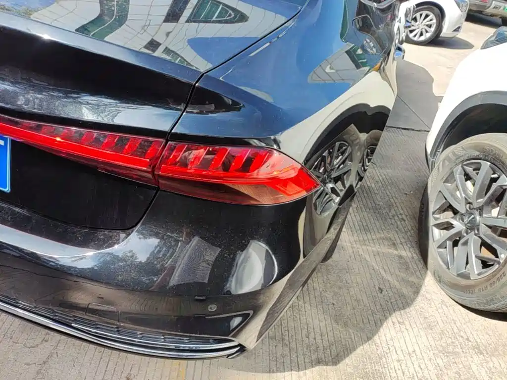 Audi A7L — миниатюра 8