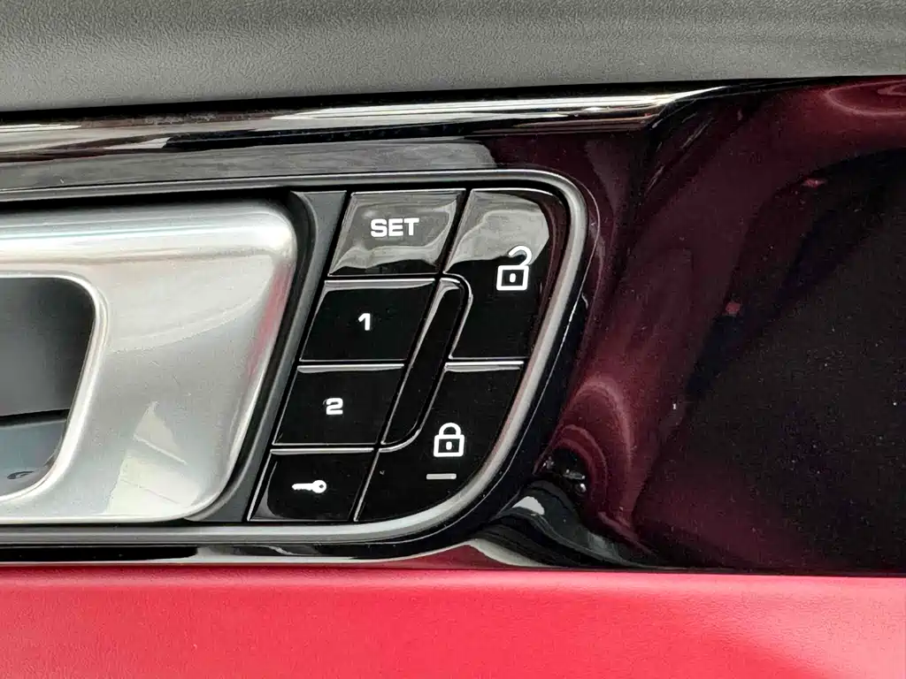 PORSCHE PANAMERA NEW ENERGY