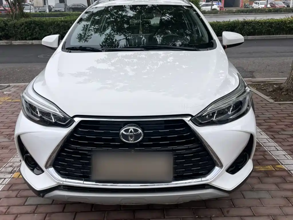Toyota Yaris L — миниатюра 4