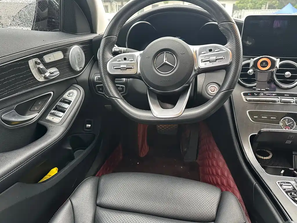 Mercedes-Benz C-Class — миниатюра 10