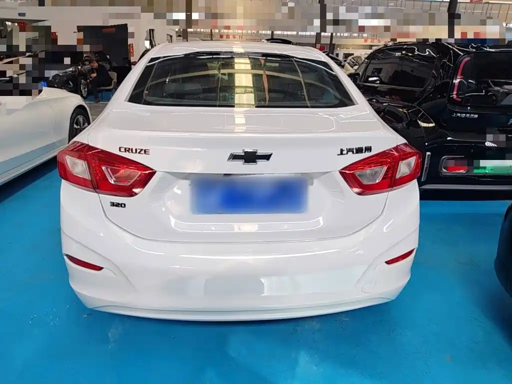 Chevrolet Cruze — миниатюра 6