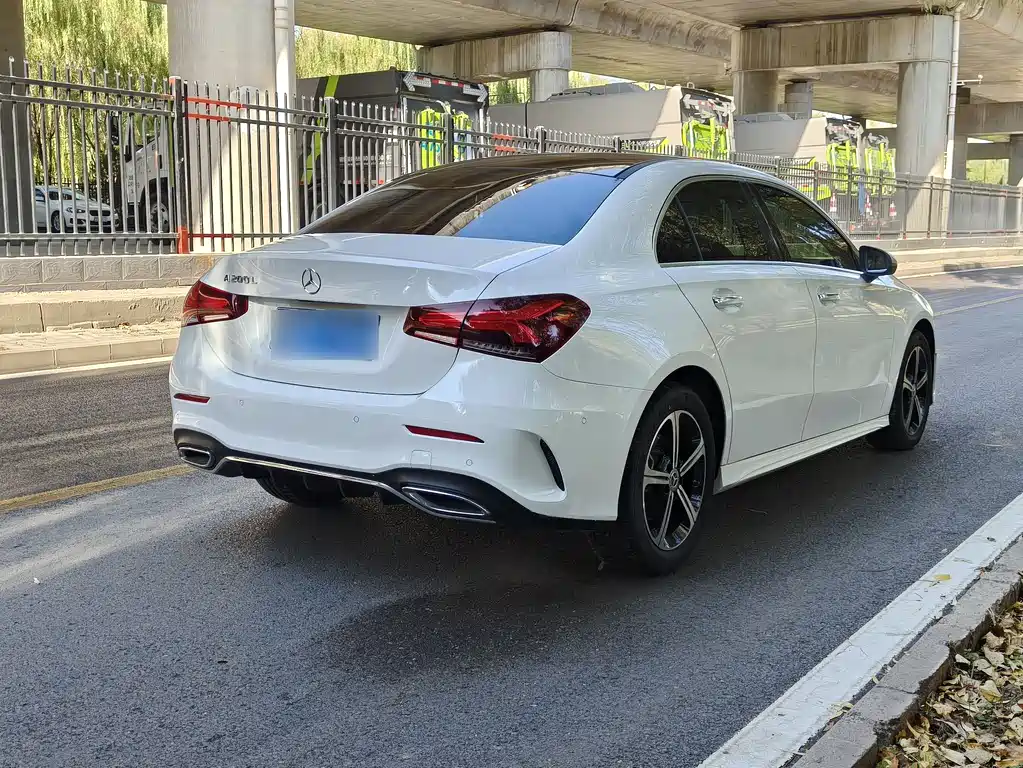 MERCEDES-BENZ A CLASS