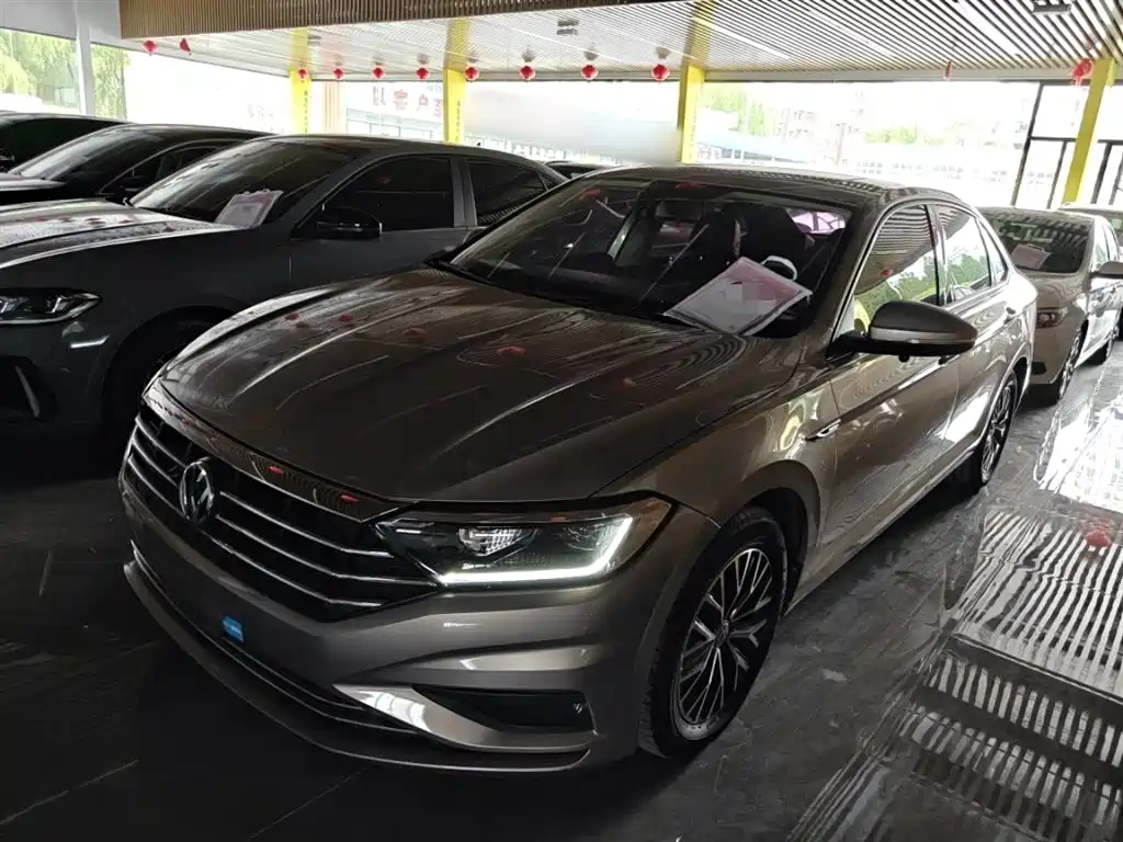 Volkswagen Sagitar 2021