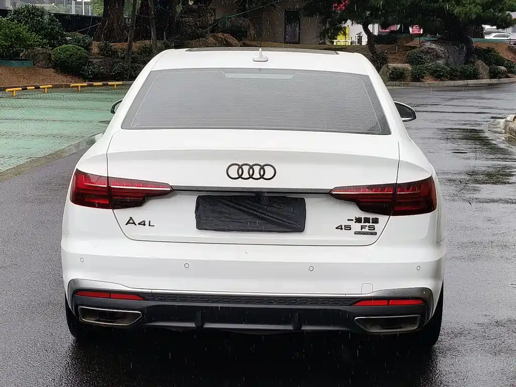Audi A4L — миниатюра 14