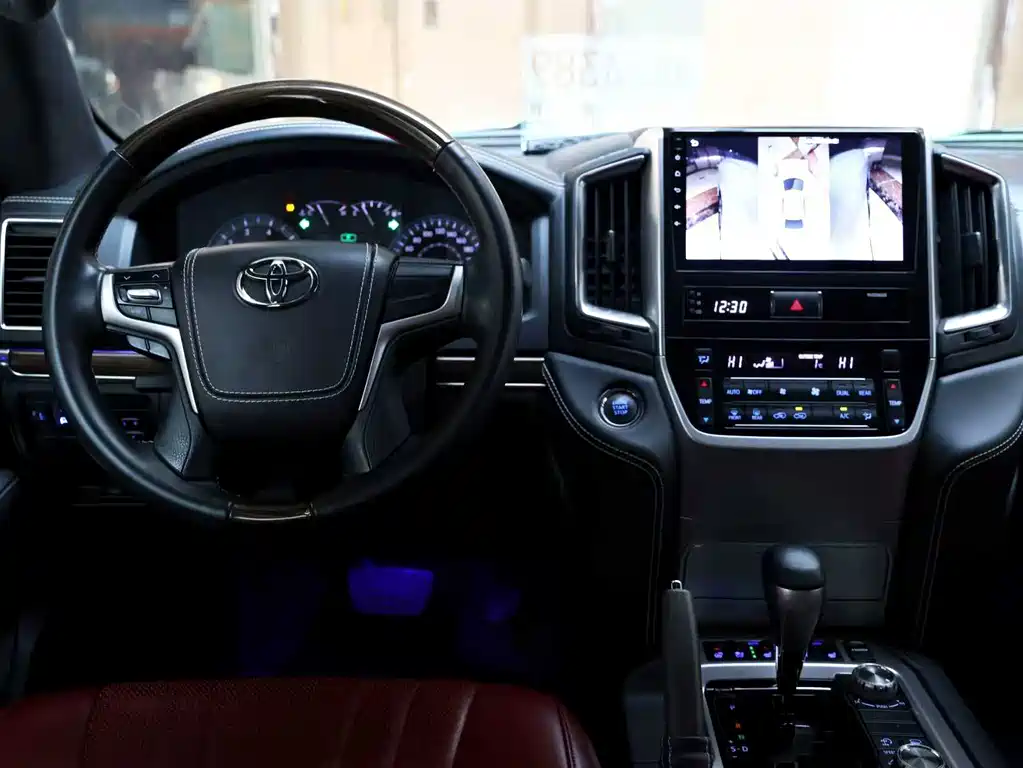 Toyota Land Cruiser — миниатюра 7