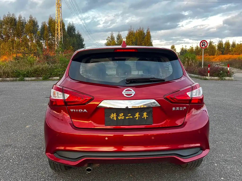 Nissan Tiida 2021 1.6L CVT