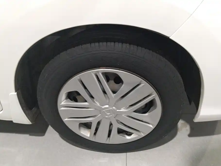 Honda Fit — миниатюра 6