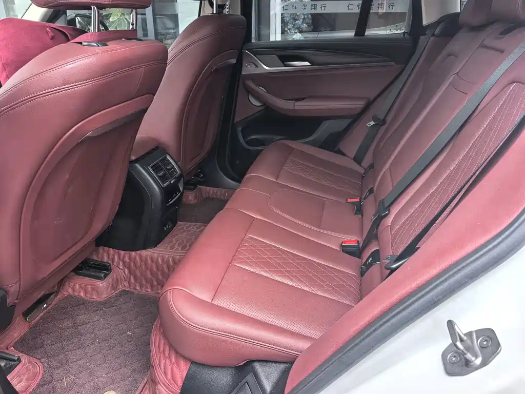 BMW X3 — миниатюра 9