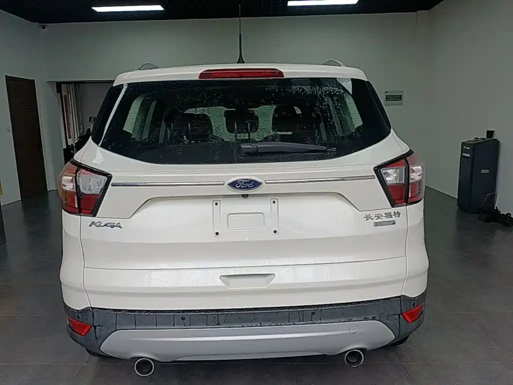 Ford Kuga — миниатюра 6