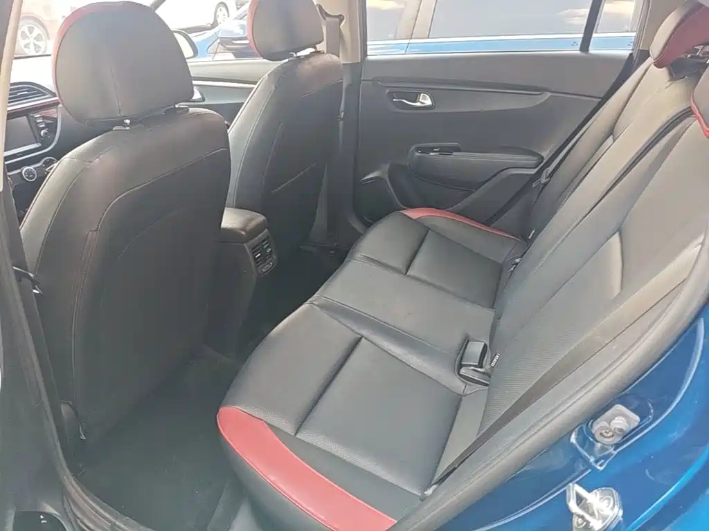 Kia KX Cross — миниатюра 17