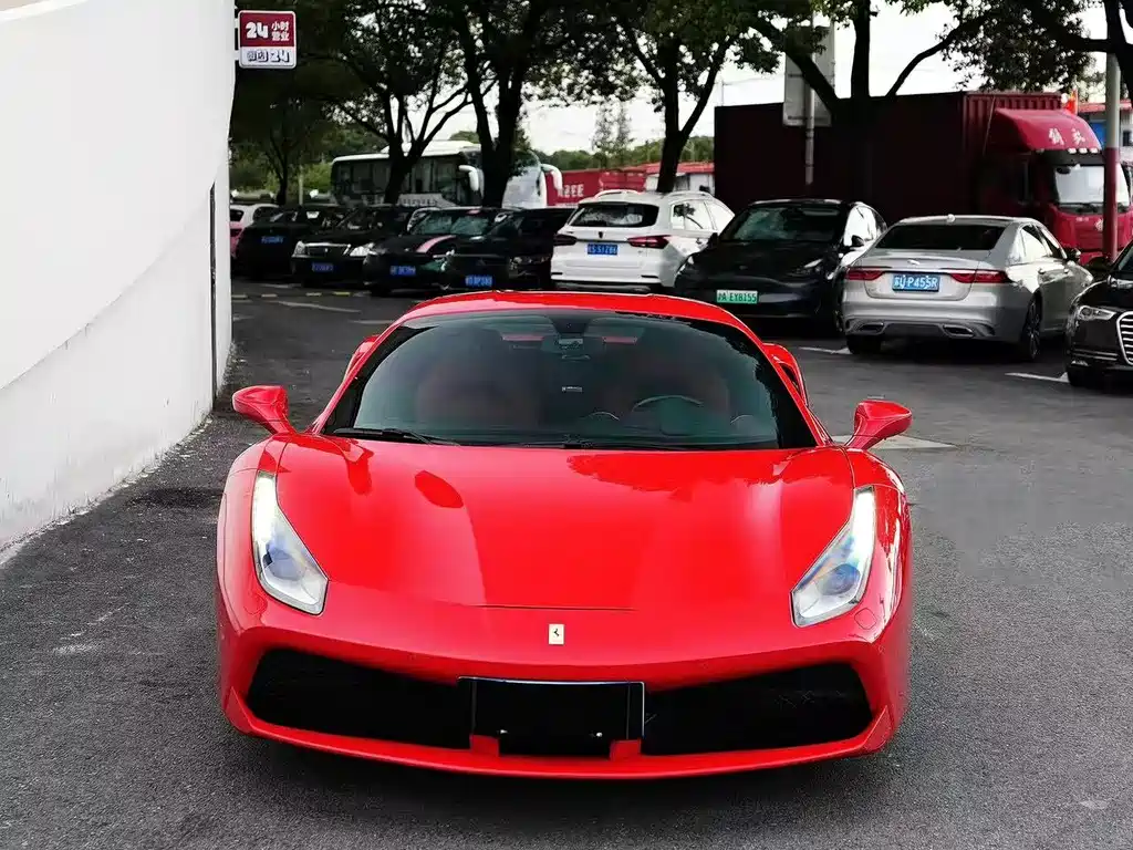 Ferrari 488 2018