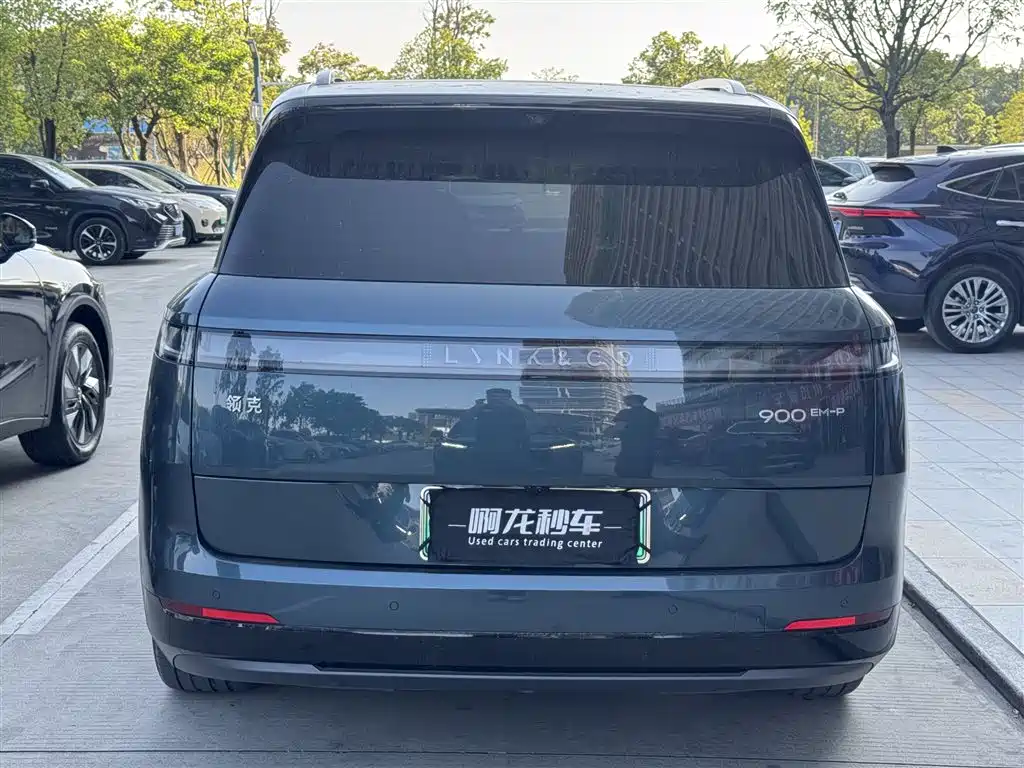 Lynk & Co 900 — миниатюра 8