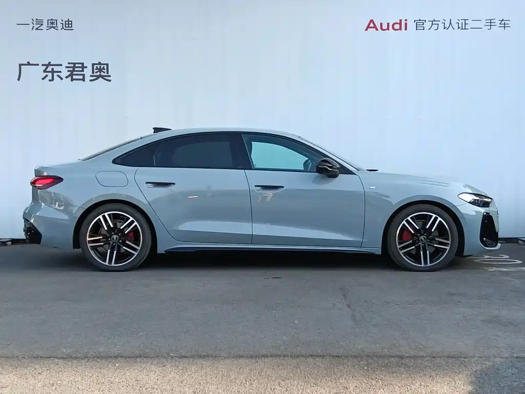 Audi A5L — миниатюра 5