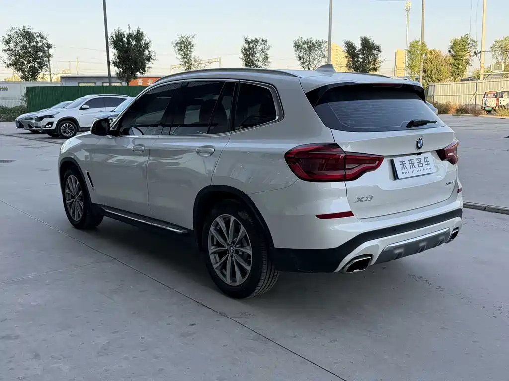 BMW X3 — миниатюра 11