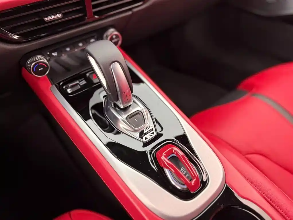 LOTUS SPORTS CAR EMIRA