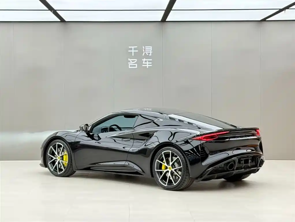 LOTUS SPORTS CAR EMIRA