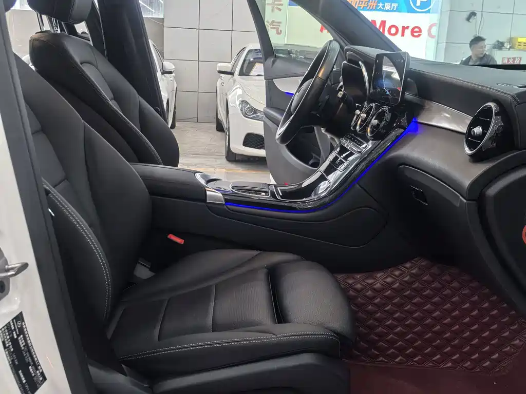 Mercedes-Benz GLC Coupe — миниатюра 12