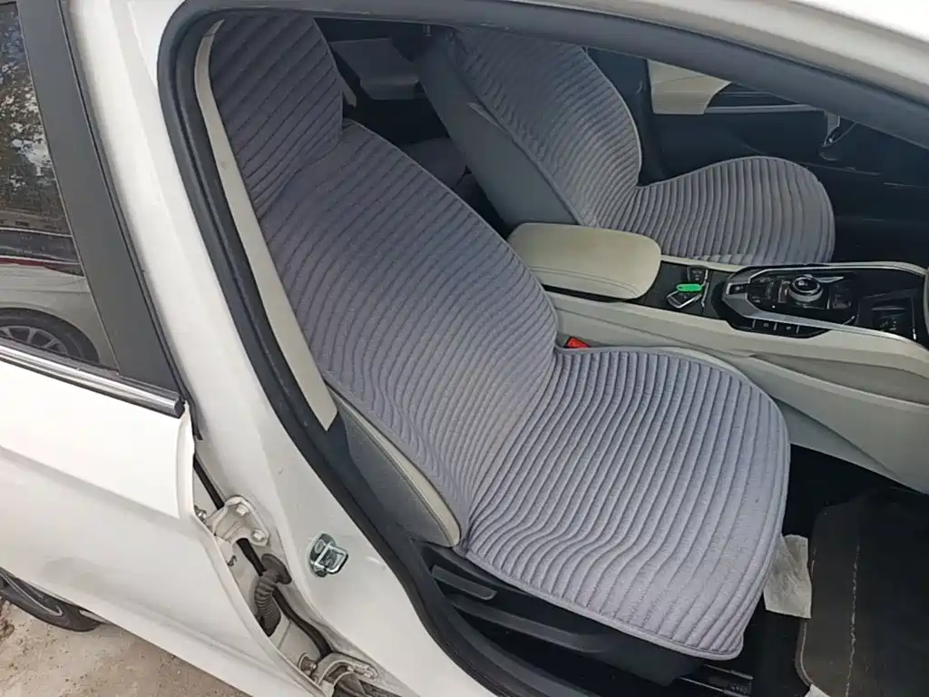 BAIC EU5 — миниатюра 25
