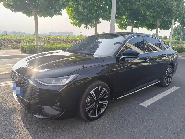 2025 Chery Arrizo 8