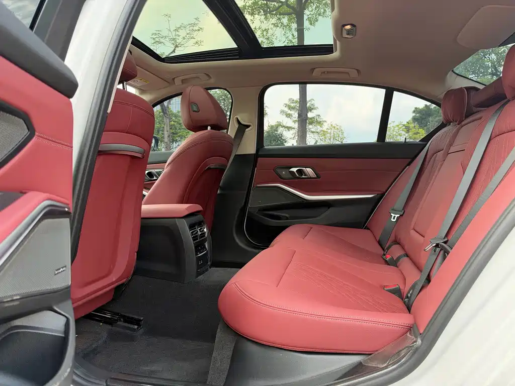 BMW 3 Series — миниатюра 9