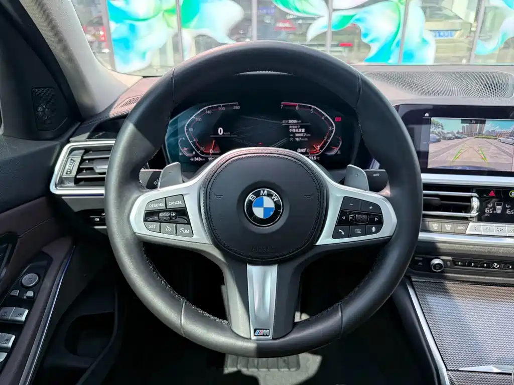 BMW 3 Series — миниатюра 17