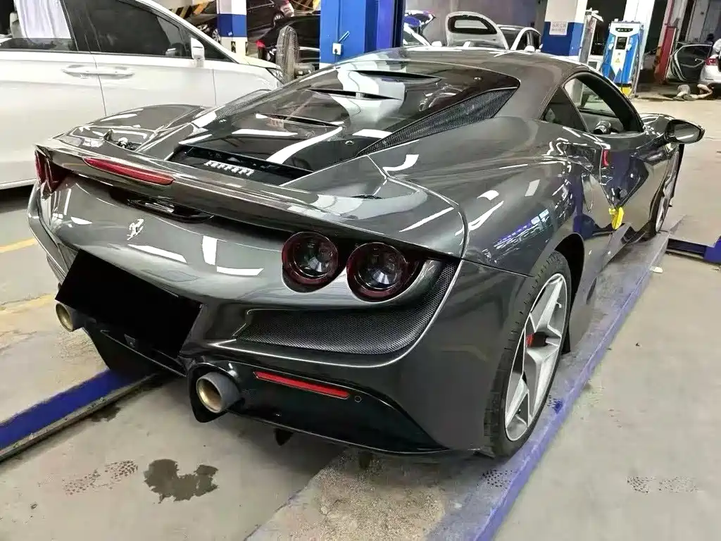 Ferrari F8 — миниатюра 4