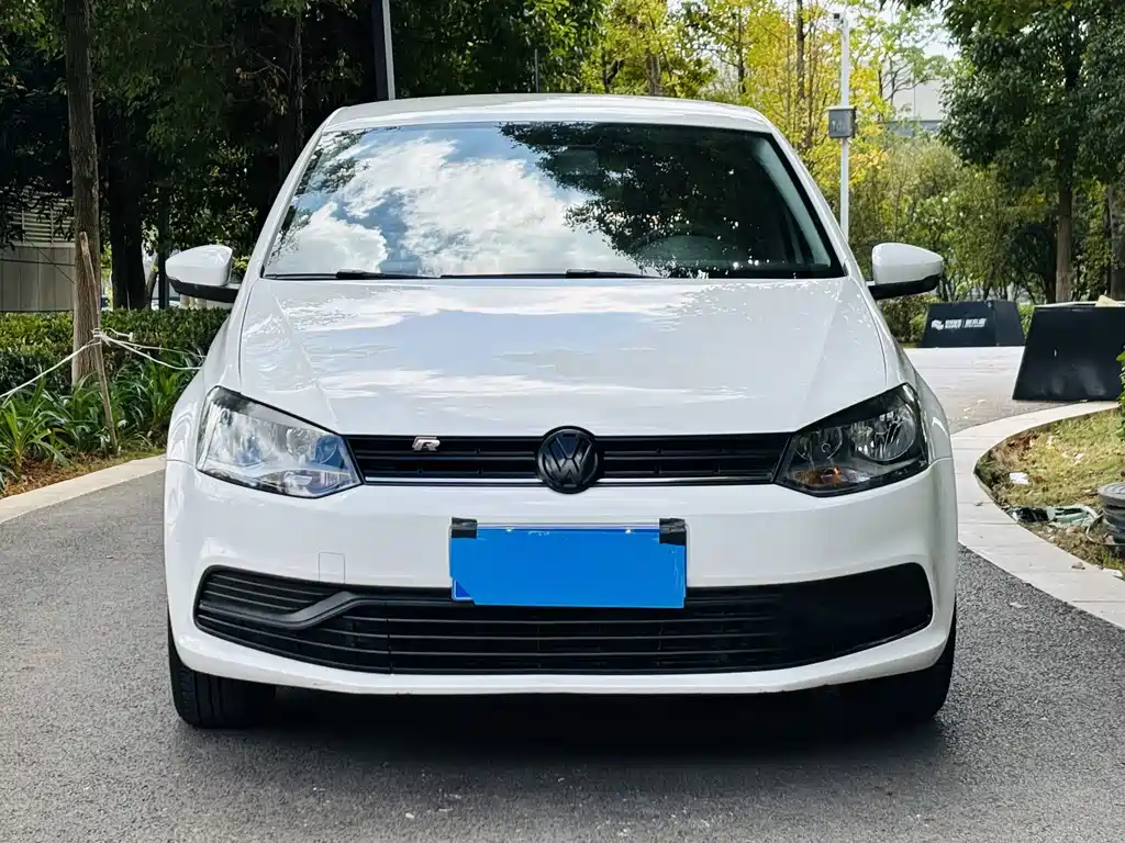 Volkswagen Polo — миниатюра 2