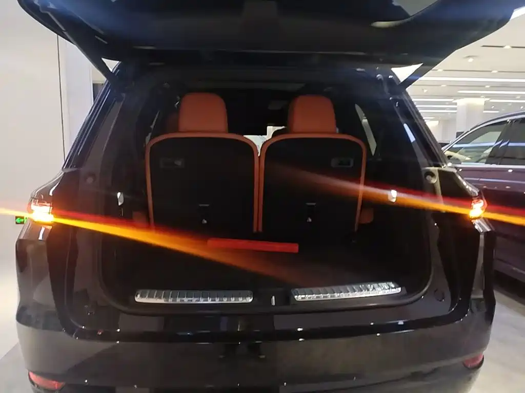 Li Auto Li L9 — миниатюра 19