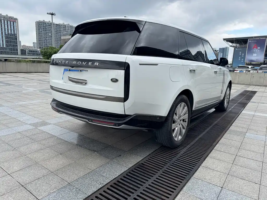 Land Rover Range Rover — миниатюра 9