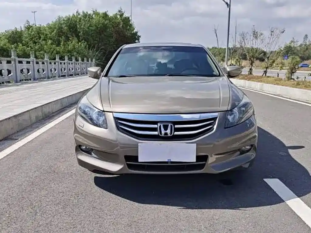 Honda Accord — миниатюра 2