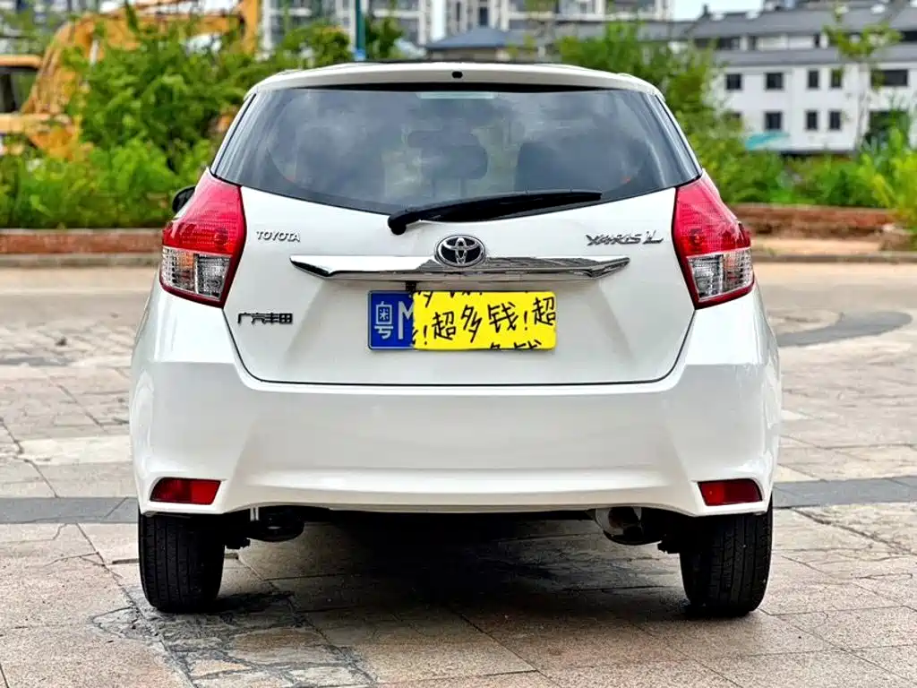 Toyota Yaris L — миниатюра 6